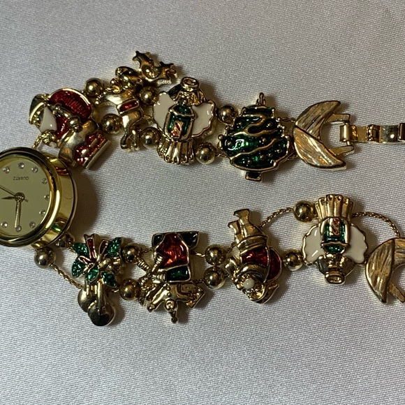 🎄Christmas Charm Slide Woman’s Watch - Picture 5 of 7